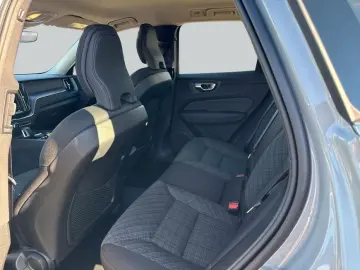 VOLVO XC60 B5 B AWD Core Sitzheiz.hi Winter-Pak