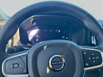 VOLVO XC60 B5 B AWD Core Sitzheiz.hi Winter-Pak