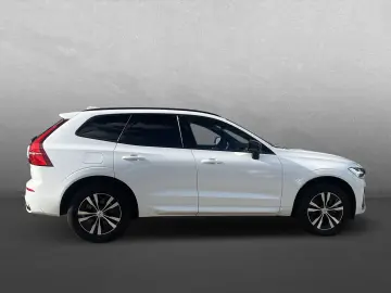 VOLVO XC60 B5 R-Design  Panorama