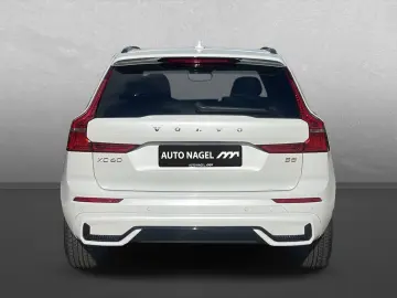 VOLVO XC60 B5 R-Design  Panorama