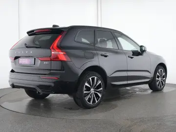 VOLVO XC60 Ultimate Dark ACC HuD Adaptives Luftfahrwer