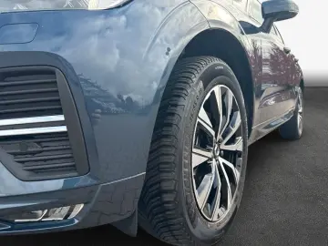 VOLVO XC60 B5 B AWD Core Leder HK-Audio SiH&Pak  Front