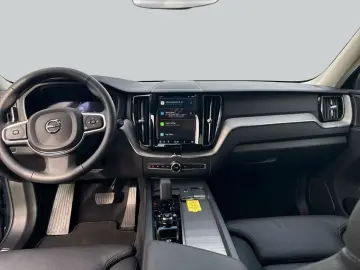 VOLVO XC60 B5 B AWD Core Leder HK-Audio SiH&Pak  Front