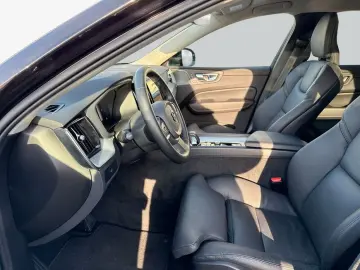 VOLVO XC60 B5 B AWD Core