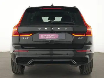 VOLVO XC60 Ultimate Dark B&W 360 Martix FourC Pano ACC
