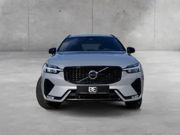 VOLVO XC60 B5 Ultimate Dark AWD FACEL. LED AHK STANDHZ