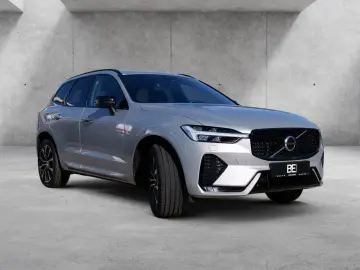 VOLVO XC60 B5 Ultimate Dark AWD FACEL. LED AHK STANDHZ