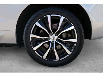 VOLVO XC60 B5 Ultimate Dark AWD FACEL. LED AHK STANDHZ