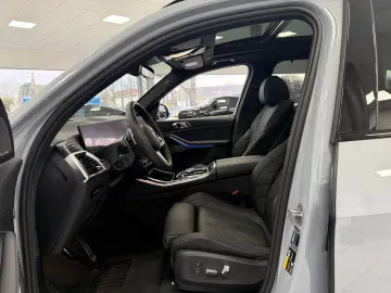 BMW X5 xDrive50e M Sport PANO HUD H-K SOFT ACC 360