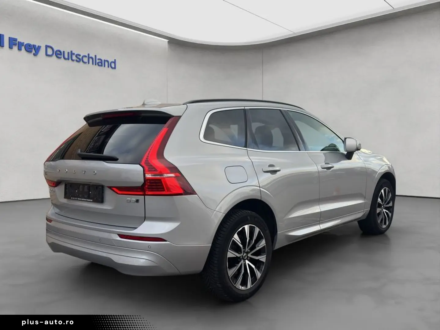 VOLVO XC60 B5 AWD Aut Alarm AHK H&K ACC BLIS Leder Lic