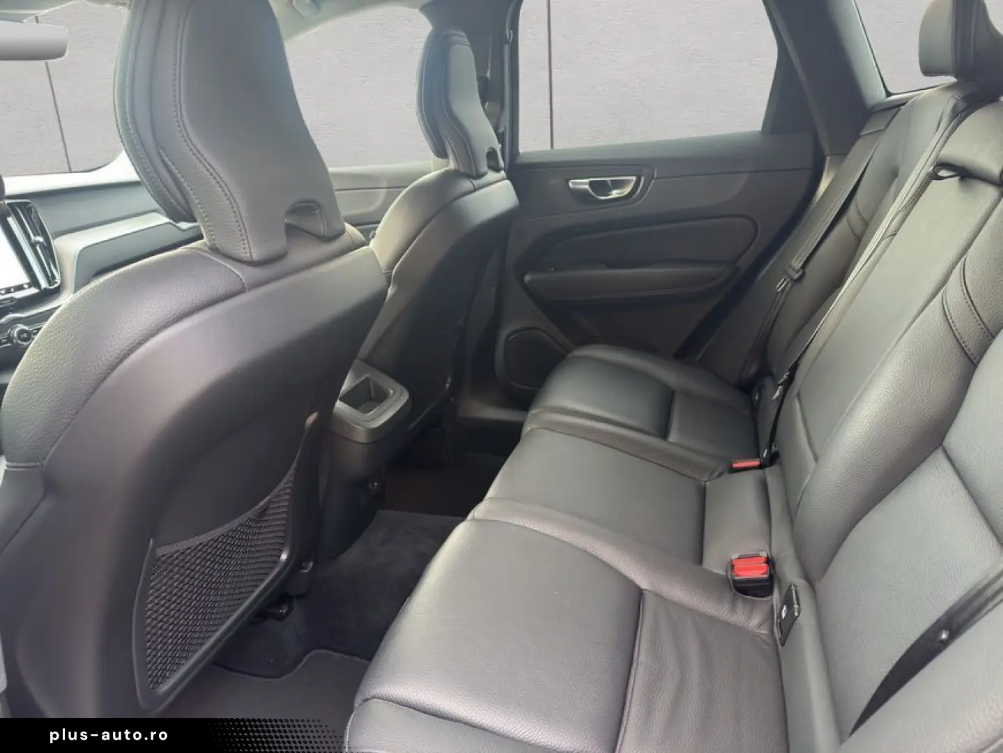 VOLVO XC60 B5 AWD Aut Alarm AHK H&K ACC BLIS Leder Lic