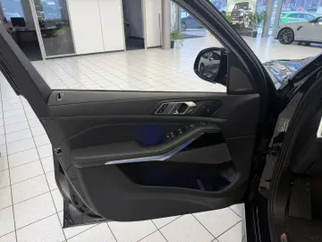 BMW X5 xD40d M Sport Pro PANO-SKY SOFT HUD H-K 360