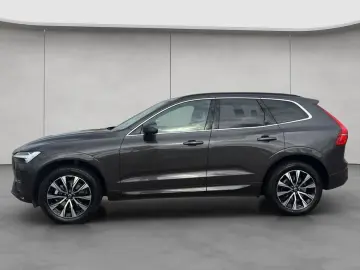 VOLVO XC60 B5 AWD Aut Leder ACC BLIS Voll-LED H&K
