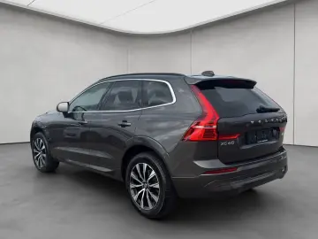 VOLVO XC60 B5 AWD Aut Leder ACC BLIS Voll-LED H&K