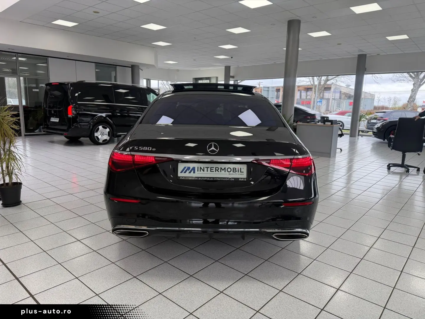 MERCEDES-BENZ S 580 e AMG AIRM PANO BURM HUD DISTR SOFT 360