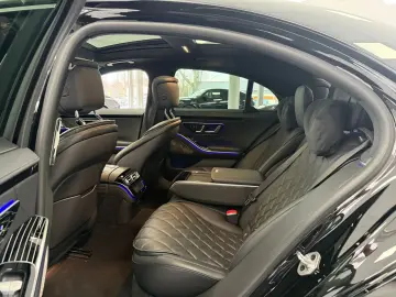 MERCEDES-BENZ S 580 e AMG AIRM PANO BURM HUD DISTR SOFT 360