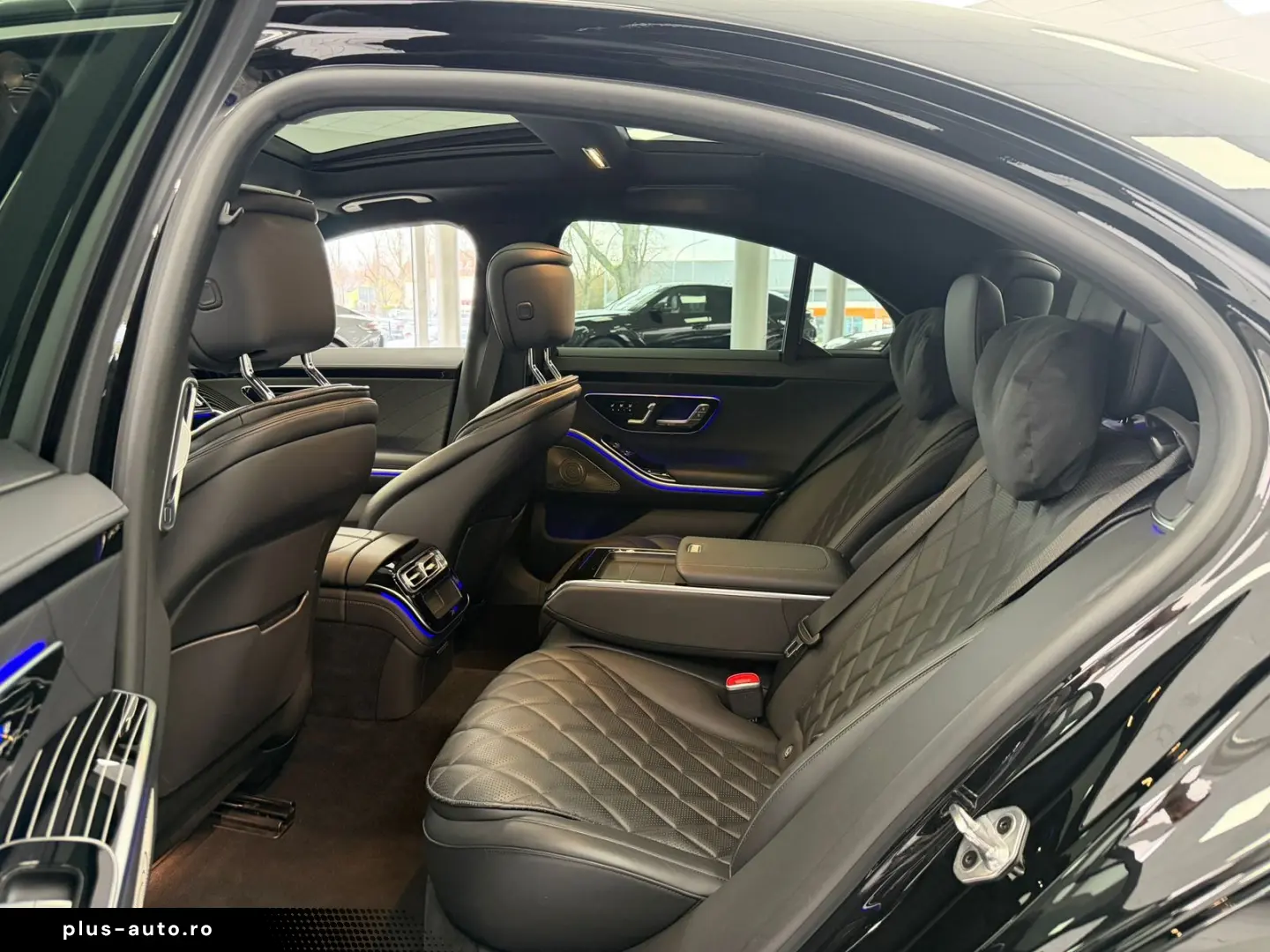 MERCEDES-BENZ S 580 e AMG AIRM PANO BURM HUD DISTR SOFT 360