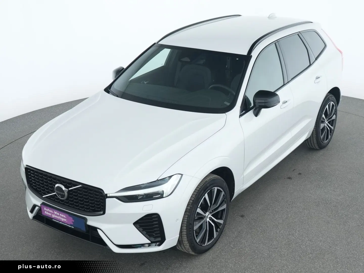 VOLVO XC60 Plus Dark 360  AHK ACC LED Kessy SHZ PDC