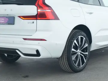 VOLVO XC60 Plus Dark 360  AHK ACC LED Kessy SHZ PDC