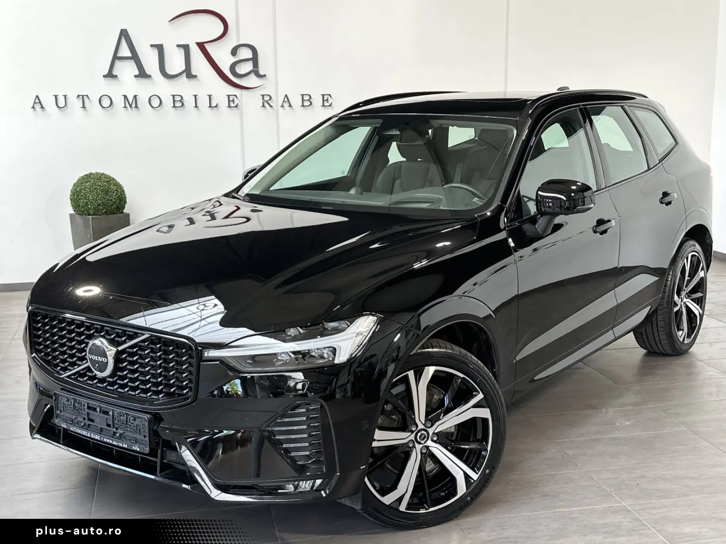 VOLVO XC60 B5 AWD Ultimate Dark NAV LED ACC 360  PANO