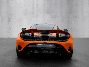 MCLAREN 750S Coupé Ventura Orange  Interior Carbon