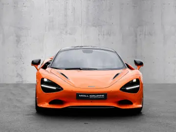 MCLAREN 750S Coupé Ventura Orange  Interior Carbon