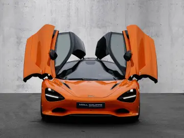 MCLAREN 750S Coupé Ventura Orange  Interior Carbon