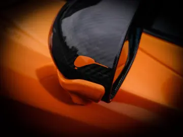 MCLAREN 750S Coupé Ventura Orange  Interior Carbon