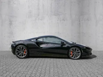 MCLAREN Artura Performance  Sport Exhaust  Technology