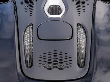 MCLAREN Artura Performance  Sport Exhaust  Technology
