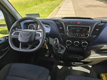 IVECO DAILY 35C16 Bakwagen Laadklep!
