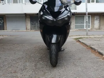 Kawasaki ZZR 1400