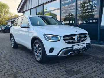 MERCEDES-BENZ GLC 200 4Matic 9G - ASSISTS - CAM - 8 x ALU