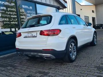 MERCEDES-BENZ GLC 200 4Matic 9G - ASSISTS - CAM - 8 x ALU