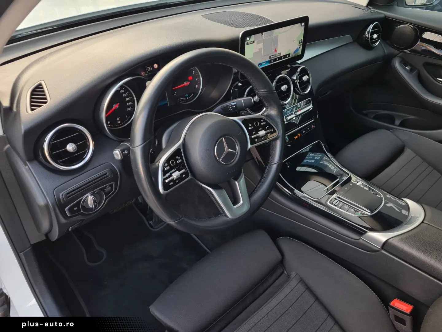 MERCEDES-BENZ GLC 200 4Matic 9G - ASSISTS - CAM - 8 x ALU