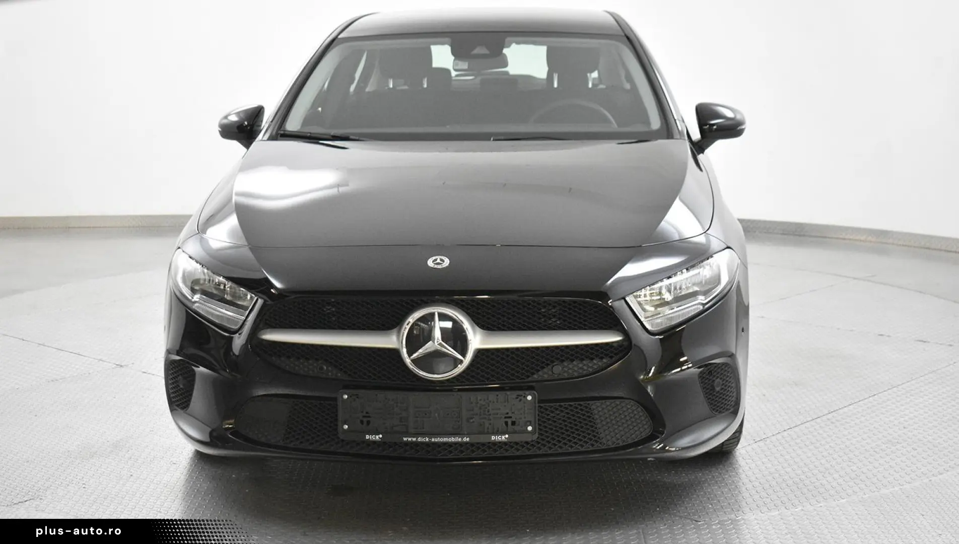 MERCEDES-BENZ A 180d