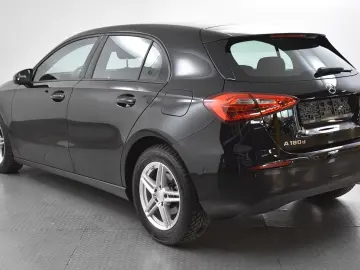 MERCEDES-BENZ A 180d
