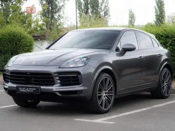 Porsche Cayenne S Coupe_ChronoPack_Bose