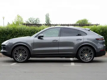 Porsche Cayenne S Coupe_ChronoPack_Bose