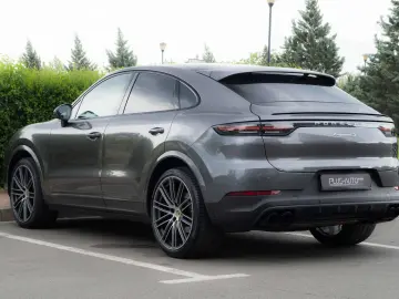 Porsche Cayenne S Coupe_ChronoPack_Bose