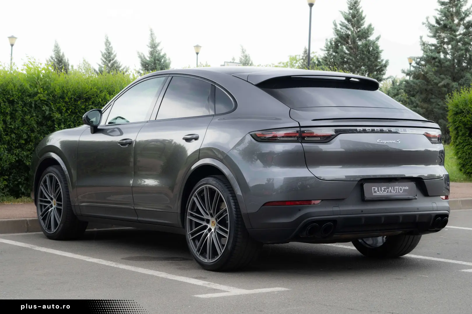 Porsche Cayenne S Coupe_ChronoPack_Bose