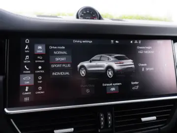 Porsche Cayenne S Coupe_ChronoPack_Bose
