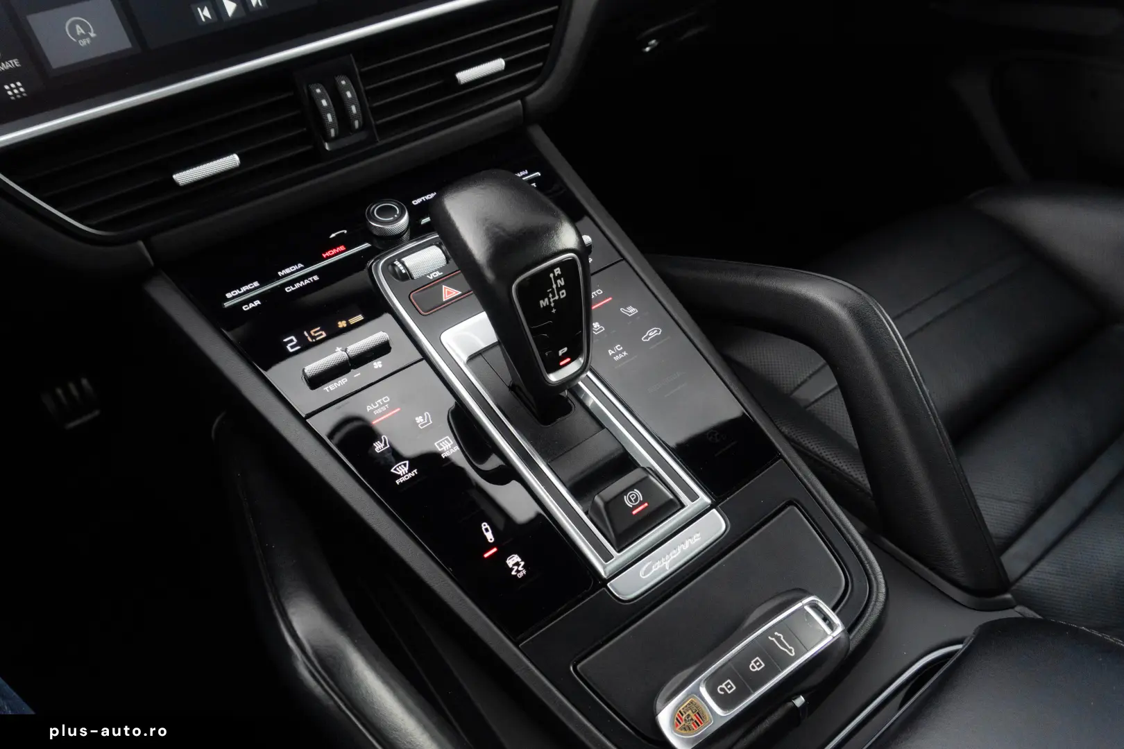 Porsche Cayenne S Coupe_ChronoPack_Bose