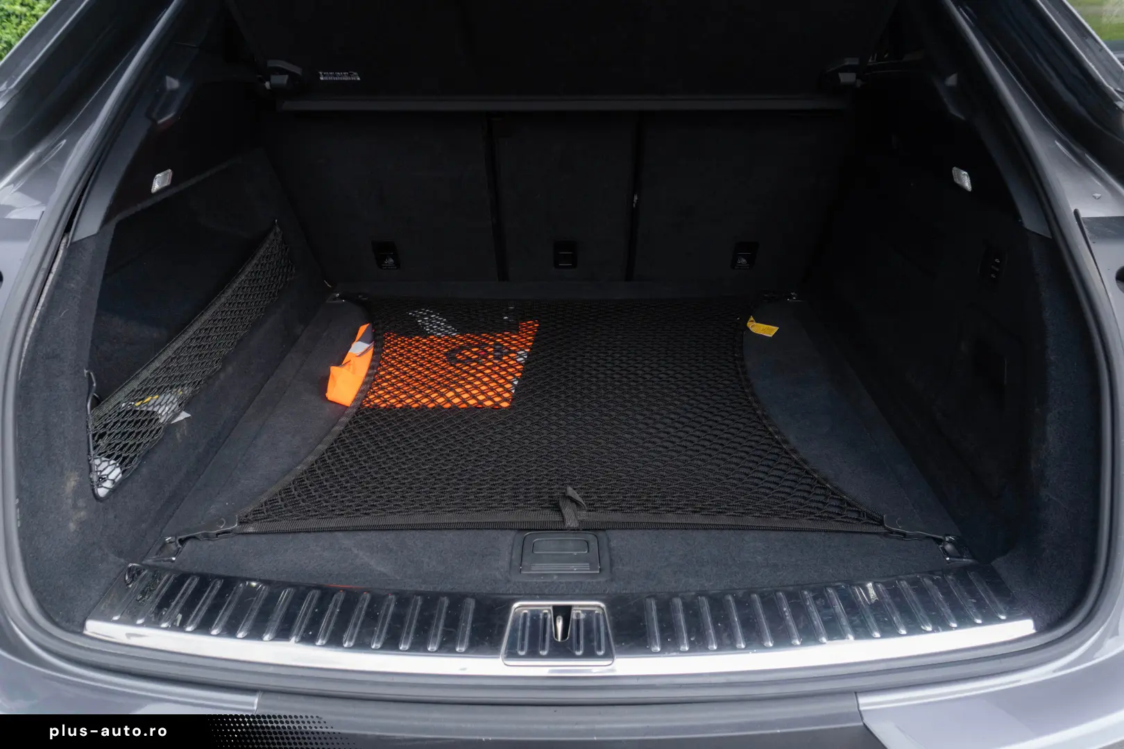 Porsche Cayenne S Coupe_ChronoPack_Bose