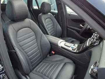 MERCEDES-BENZ GLC 300 de 4Matic-Navi-Leder-Kamera-Pan-18