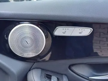 MERCEDES-BENZ GLC 300 de 4Matic-Navi-Leder-Kamera-Pan-18