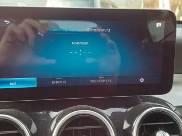 MERCEDES-BENZ GLC 300 de 4Matic-Navi-Leder-Kamera-Pan-18