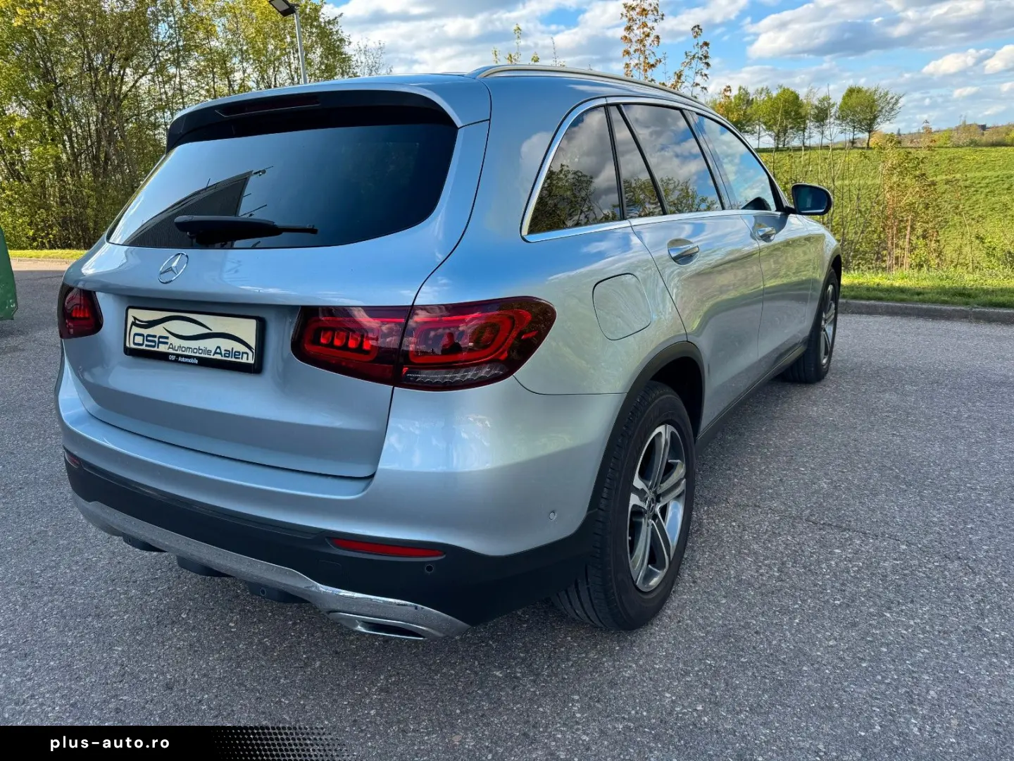 MERCEDES-BENZ GLC 220 d 4Matic LED Distronic Spur Leder