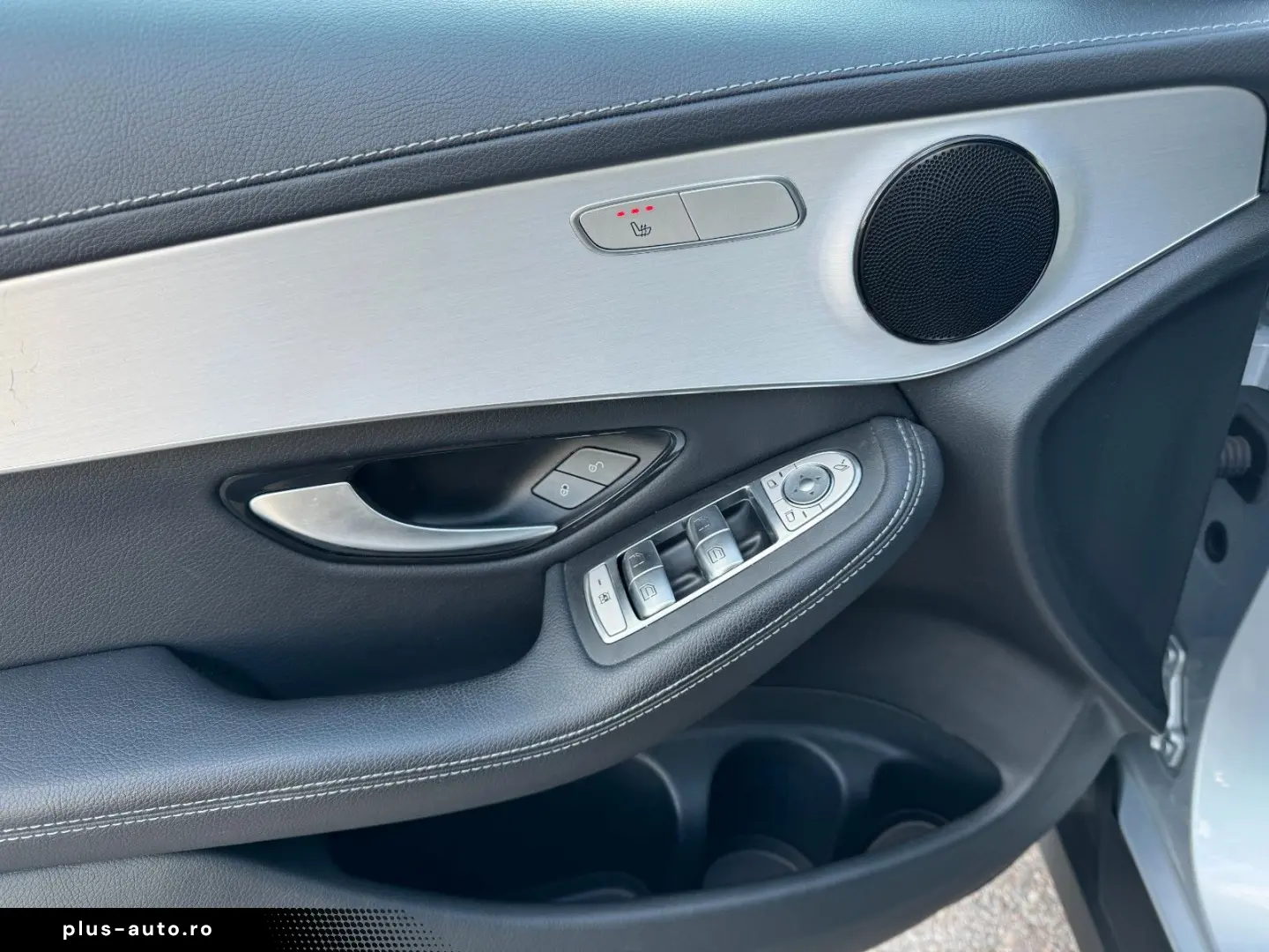 MERCEDES-BENZ GLC 220 d 4Matic LED Distronic Spur Leder