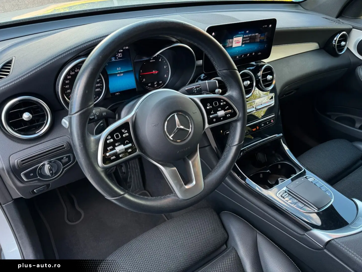MERCEDES-BENZ GLC 220 d 4Matic LED Distronic Spur Leder